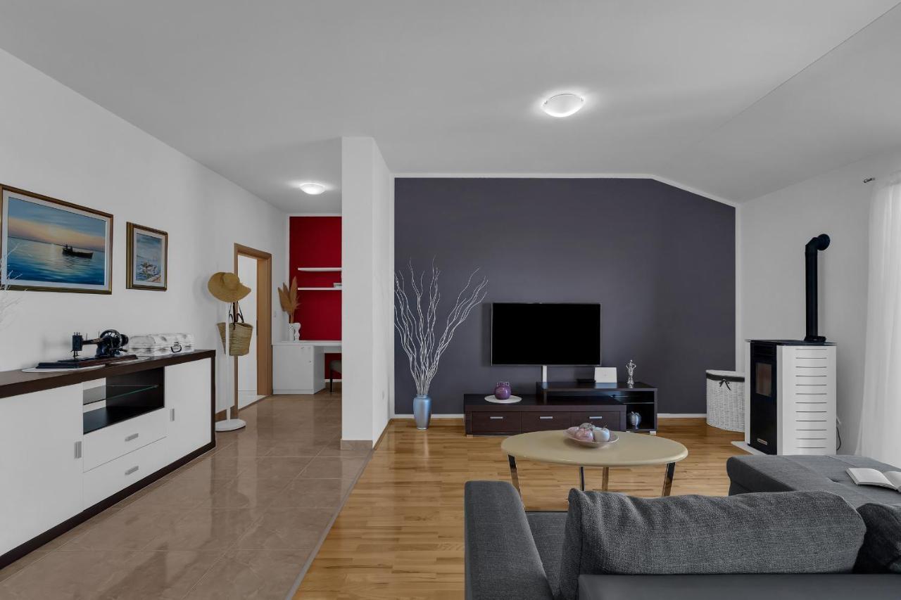 Stunning City View Apartment Makarska Exteriör bild
